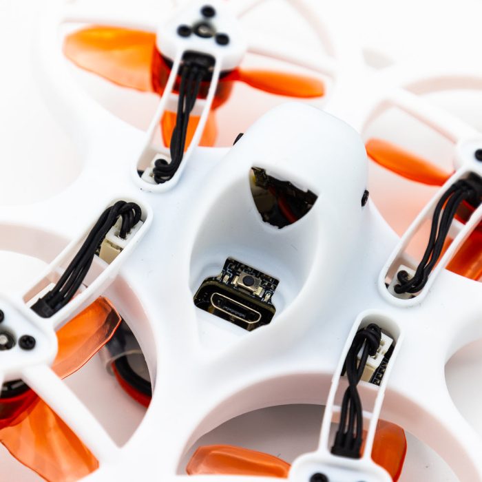 Emax EZ Pilot Pro Ready-To-Fly FPV дрон с контроллером и очками — изображение 22